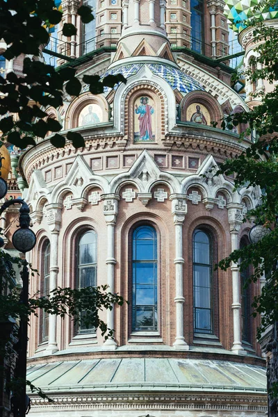 サンクトペテルブルクで血の上の救世主教会 — ストック写真