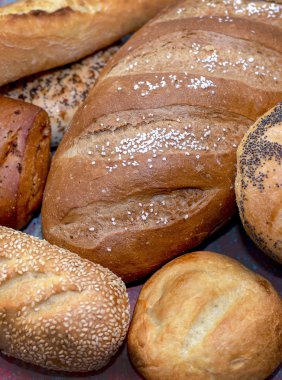 Ekmek ve rulolar kapat