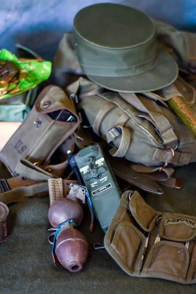 June 2018 Jospeh Usa Interesting War Memorabilia Airbourne Uniform Grenades — Stock Photo, Image