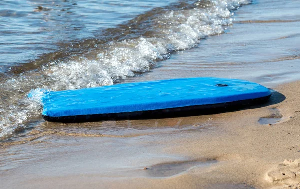 Bright Blue Beach Board Washes Shore Beach Lake Michigan — Stock Photo, Image
