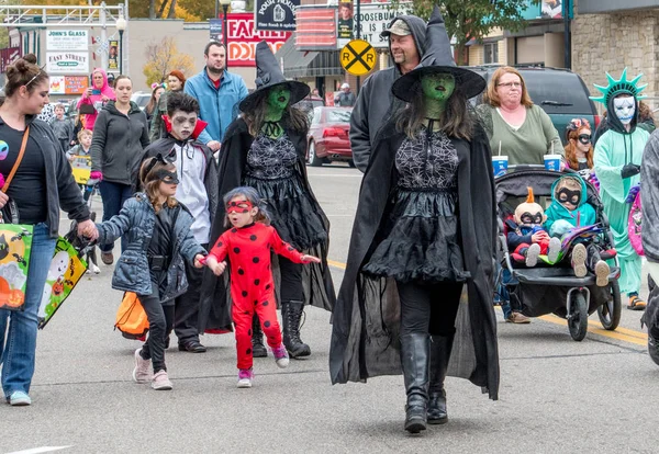 Oktober 2018 Coloma Usa Kinder Halloween Kostümen Sind Während Einer — Stockfoto