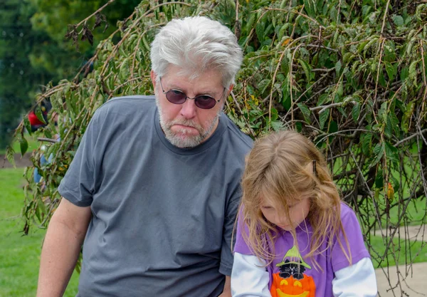 Sad grandpa and child — Stock Photo, Image