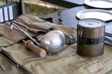 Ww 2 vintage mutfak kiti