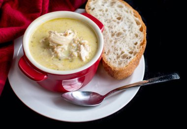 Kremalı Tavuk ve pirinç çorbası