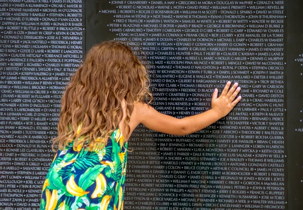 Lär dig om Vietnam Memorial Wall — Stockfoto