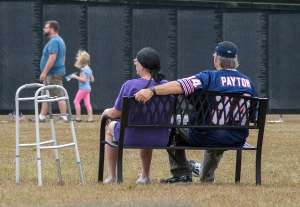 Minnen och lärande på Traveling Vietnam Memorial Wall — Stockfoto