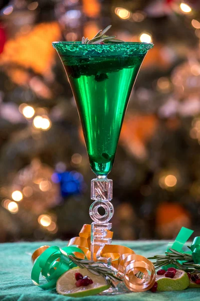 Single glass of champagne in a holiday flute — Stock Photo, Image