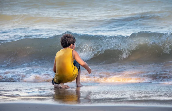 Wild Waves Rush Shores Lake Michigan Usa Young Boy Watches — Stock Photo, Image