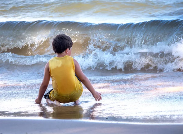 Young Boy Watches Wild Waves Rush Shores Lake Michigan Usa — Stock Photo, Image