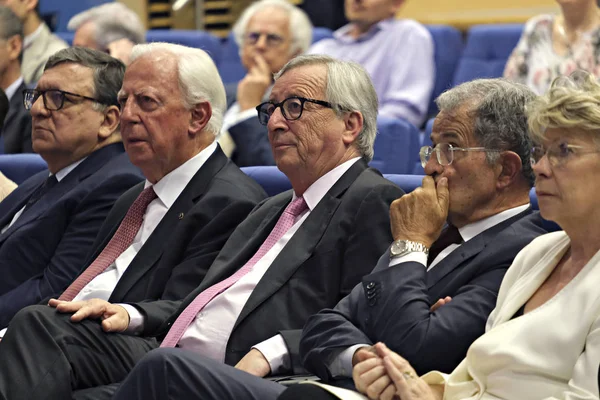 Jean Claude Juncker Presidente Comisión Europea Asiste Conferencia Prensa Sobre —  Fotos de Stock
