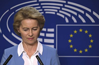Ursula von der Leyen ve Avrupa Parlamentosu Başkanı D