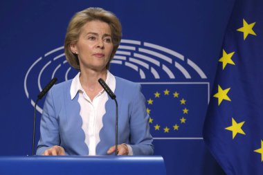 Ursula von der Leyen ve Avrupa Parlamentosu Başkanı D