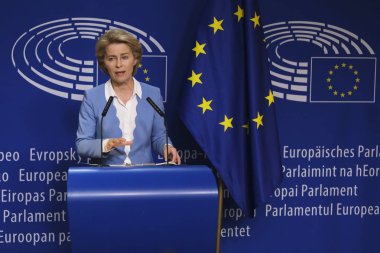 Ursula von der Leyen ve Avrupa Parlamentosu Başkanı D