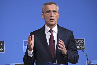 Genel Sekreter Jens Stoltenberg B'de basın toplantısı düzenledi