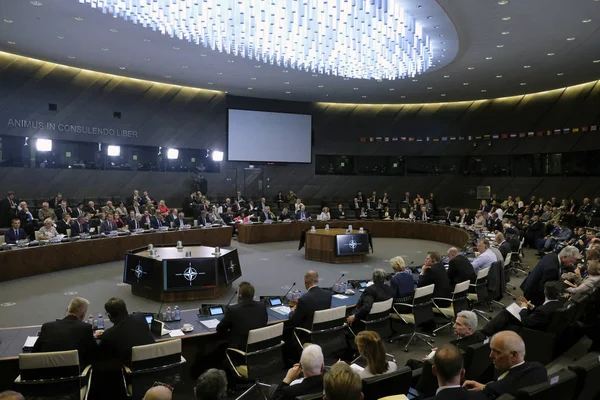 Συνάντηση των Υπουργών Αμύνης του ΝΑΤΟ στις Βρυξέλλες, Βέλγιο — Φωτογραφία Αρχείου