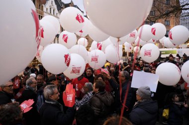 Aktivistler Brüksel ve Belçika'daki idamları protesto etti.