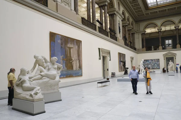 Visitors Take Tour Royal Museums Fine Arts Belgium Brussels June — Stock Photo, Image