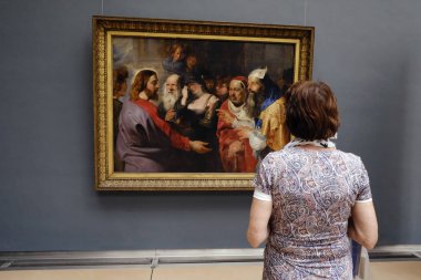 Ziyaretçiler 1 Haziran 2019'da Brüksel'deki Belçika Kraliyet Güzel Sanatlar Müzeleri'nde tura çıkıyor.