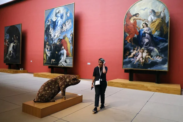 Besucher Besichtigen Juni 2019 Die Königlichen Museen Für Bildende Kunst — Stockfoto