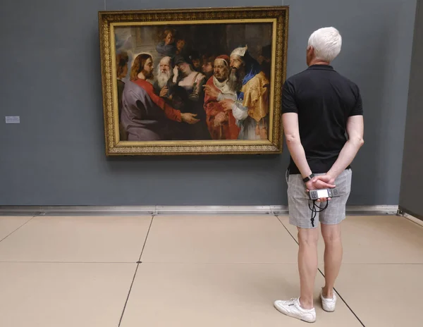 Посетители Осмотрят Королевские Музеи Изящных Искусств Бельгии Брюсселе Июня 2019 — стоковое фото