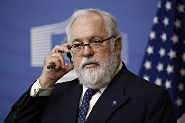 Brus'taki iş enerji forumuna ilk Avrupa Birliği üst düzey iş