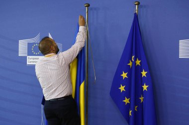 Ukrayna Cumhurbaşkanı Volodymyr Zelensky B Avrupa Komisyonu'nda ziyaret etti