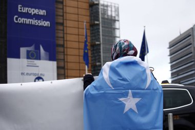 Aktivistler Brussel Uygur MüslümanlarA Çin Tedavi Protesto