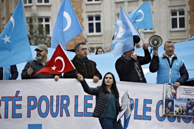 Aktivistler Brussel Uygur MüslümanlarA Çin Tedavi Protesto