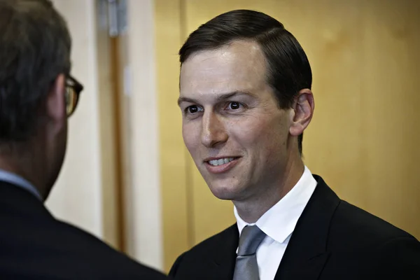 Amerikaanse president Trump s senior adviseur Jared Kushner bezoekt EU co — Stockfoto