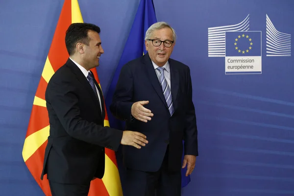 El primer ministro de Macedonia del Norte, Zoran Zaev, visita la Comisión Europea i —  Fotos de Stock