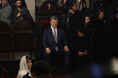 İstanbul, Türkiye. 6 Ocak 2019. Ukrayna Cumhurbaşkanı Petro Poroşenko St George Katedrali Epifani Günü kutlamaları katıldı.