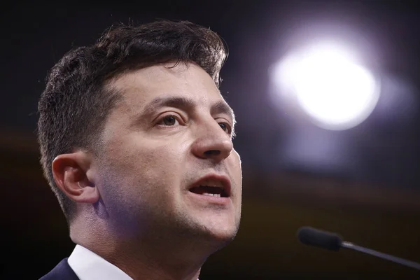 Ukrayna Cumhurbaşkanı Volodymyr Zelensky Brus'taki Avrupa Konseyi'ni ziyaret etti — Stok fotoğraf