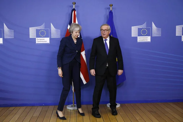테레사 메이 영국 총리, B의 EU 기관 방문 — 스톡 사진