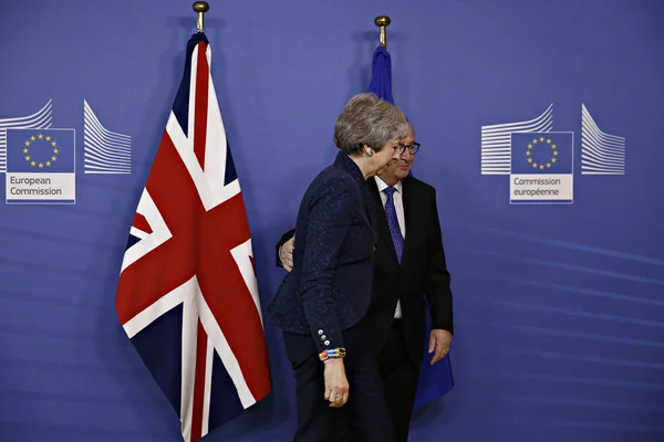 Visite du Premier ministre britannique Theresa May aux institutions de l'UE en B — Photo
