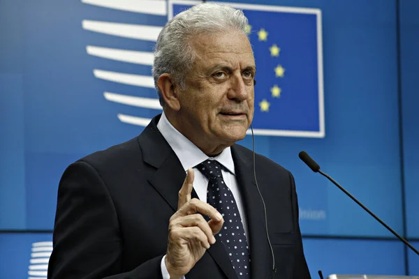 Bruselas Bélgica Marzo 2019 Comisario Dimitris Avramopoulos Una Conferencia Prensa — Foto de Stock