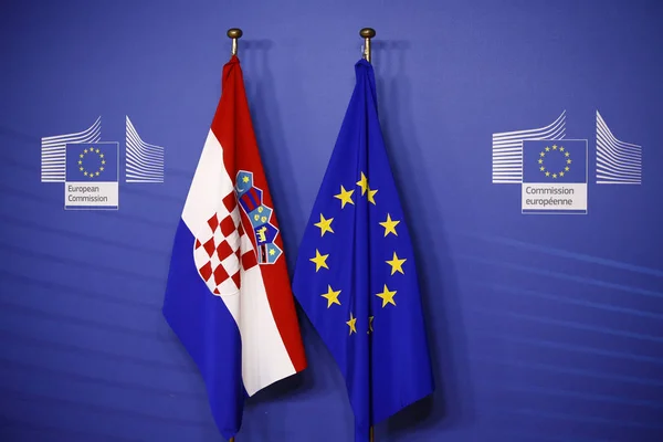 Президент Хорватії Колінда Грабар Кіларовіч відвідує комісію ЄС — стокове фото