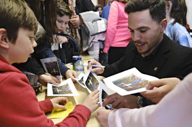 Yunan artistik jimnastikçi Eleftherios Petrounias 9 Mayıs 2019'da Belçika'daki Brüksel Avrupa Okulu'nu ziyareti sırasında.