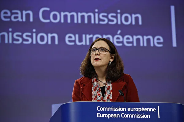 Comunicado de prensa de la Comisaria Europea Cecilia MALMSTROM sobre —  Fotos de Stock