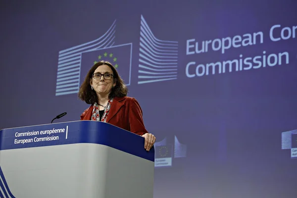 Comunicado de prensa de la Comisaria Europea Cecilia MALMSTR —  Fotos de Stock