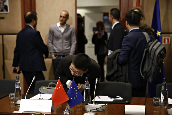 UE - China - Diálogo estratégico a nível de ministros dos Negócios Estrangeiros em Bruxelas — Fotografia de Stock