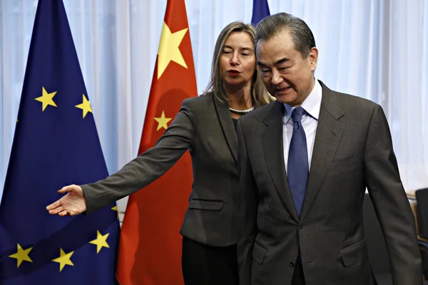 Стратегічний діалог ЄС-Китай на рівні міністра закордонних справ у Bruss — стокове фото