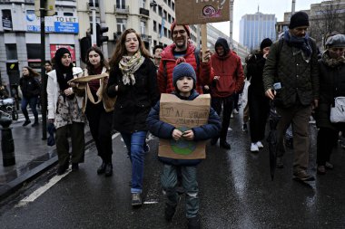 Göstericiler B iklim değişikliğine karşı bir protesto katılmak
