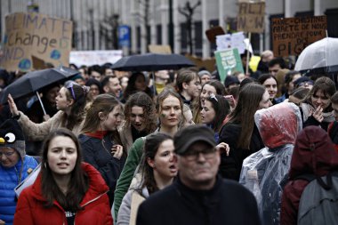 Göstericiler B iklim değişikliğine karşı bir protesto katılmak
