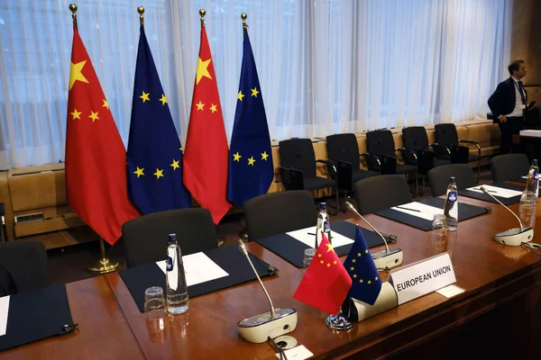 UE - China - Diálogo estratégico a nível de ministros dos Negócios Estrangeiros em Bruxelas — Fotografia de Stock