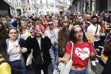 Brüksel, Belçika. 18 Mayıs 2019. İnsanlar yıllık Belçika Lgbt Pride Parade katılmak. 
