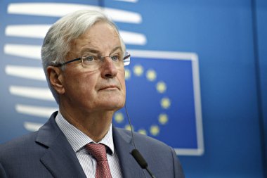 Ab'nin Brexit baş müzakerecisi Michel Barnier basınmensuplarına seslendi