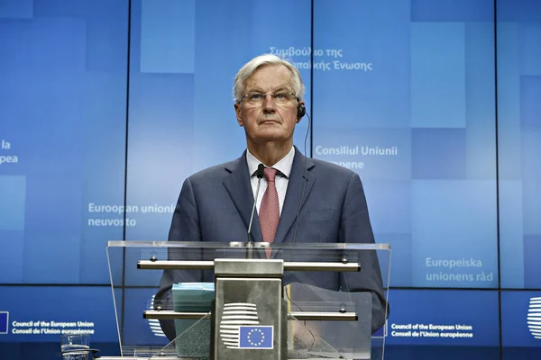 Главный переговорщик ЕС по вопросу Брексита Мишель Барнье выступил перед прессой — стоковое фото