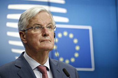 Ab'nin Brexit baş müzakerecisi Michel Barnier basınmensuplarına seslendi