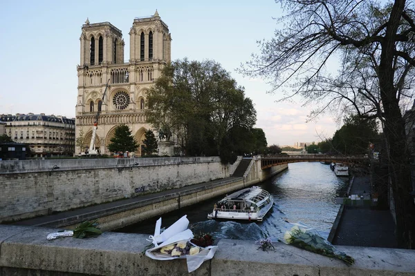 Vista Exterior Catedral Notre Dame Paris Paris França Abril 2019 — Fotografia de Stock