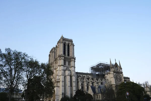 Külső Kilátás Notre Dame Paris Katedrális Párizsban Franciaországban Április 2019 — Stock Fotó